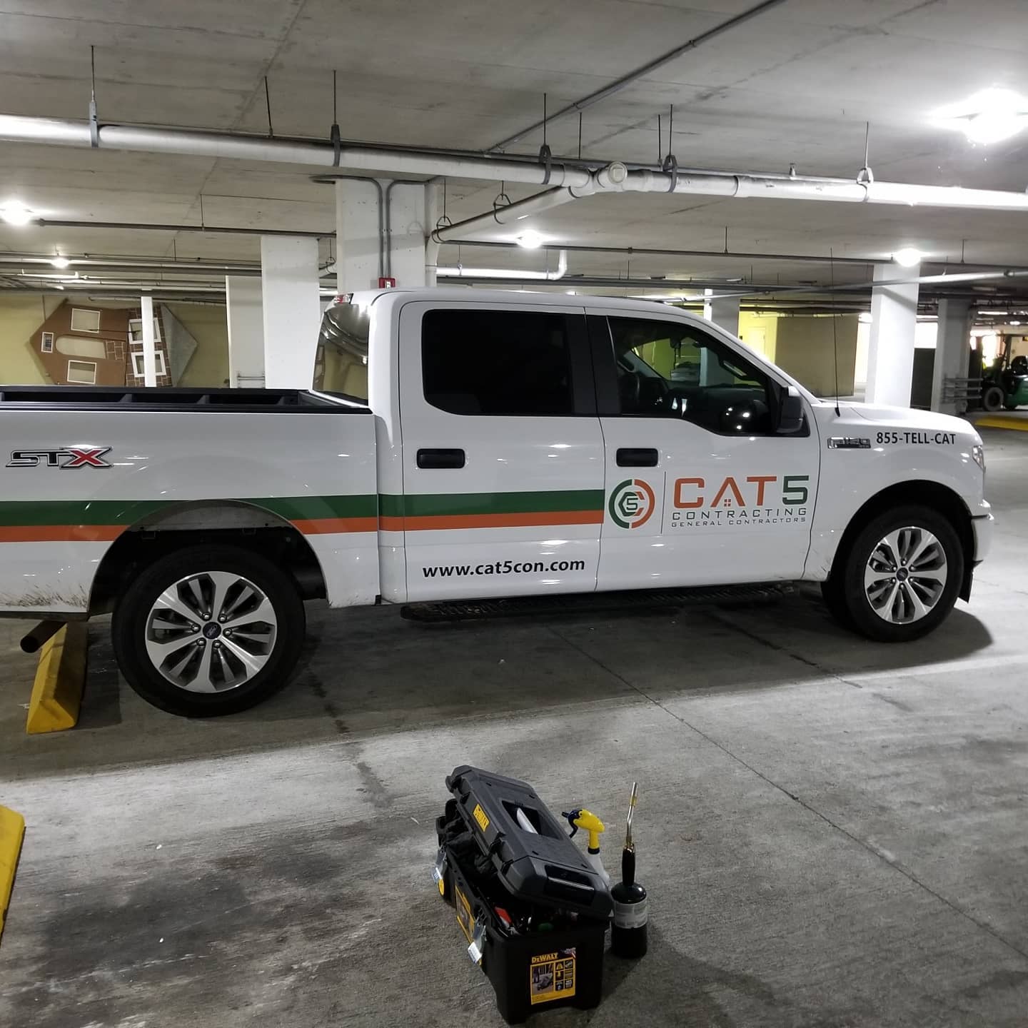 Gallery image 4 for Fleet Graphics - Cat 5 Contracting