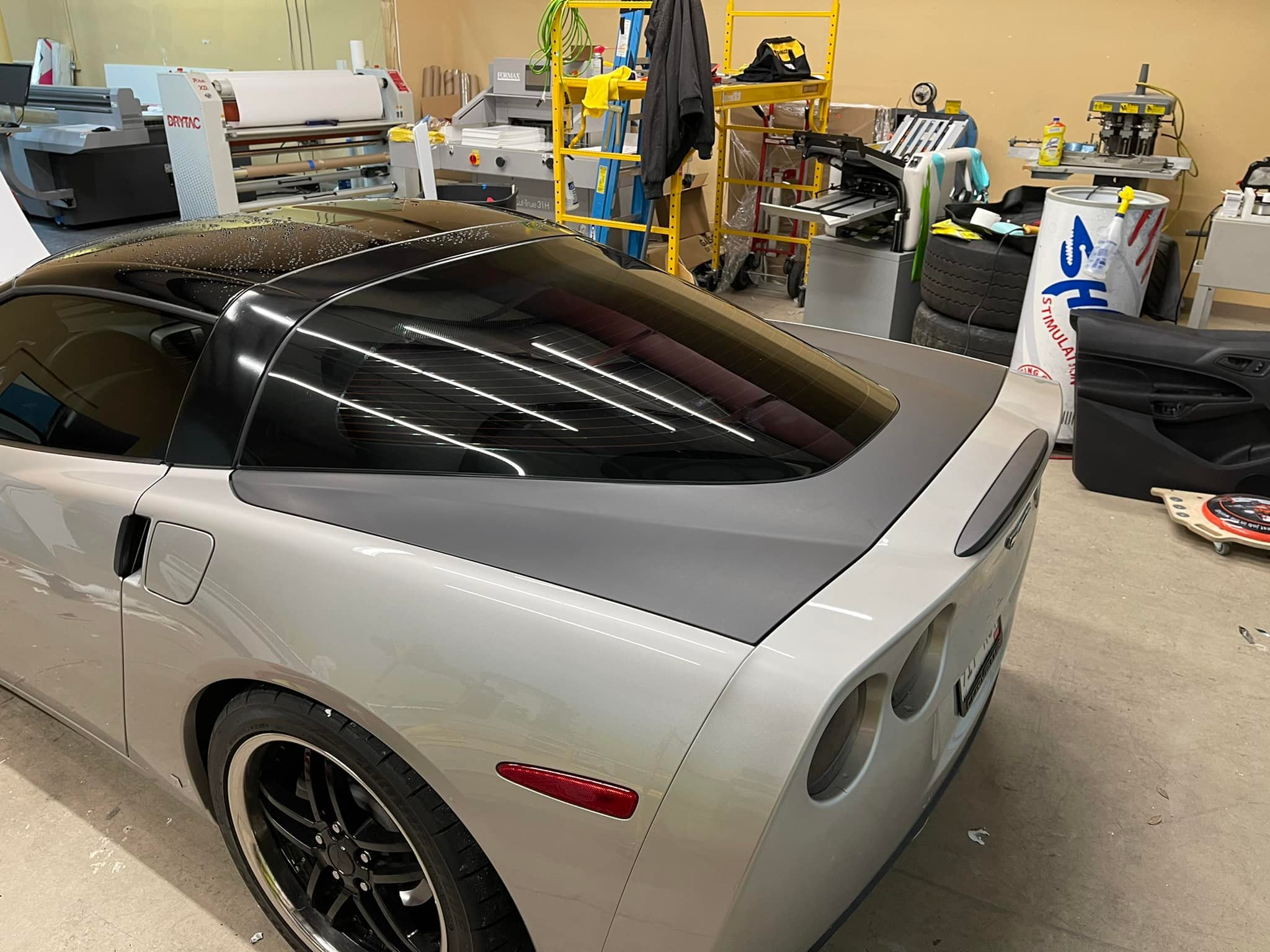 Gallery image 2 for Matte Black Hood & Roof Wrap - Corvette C6