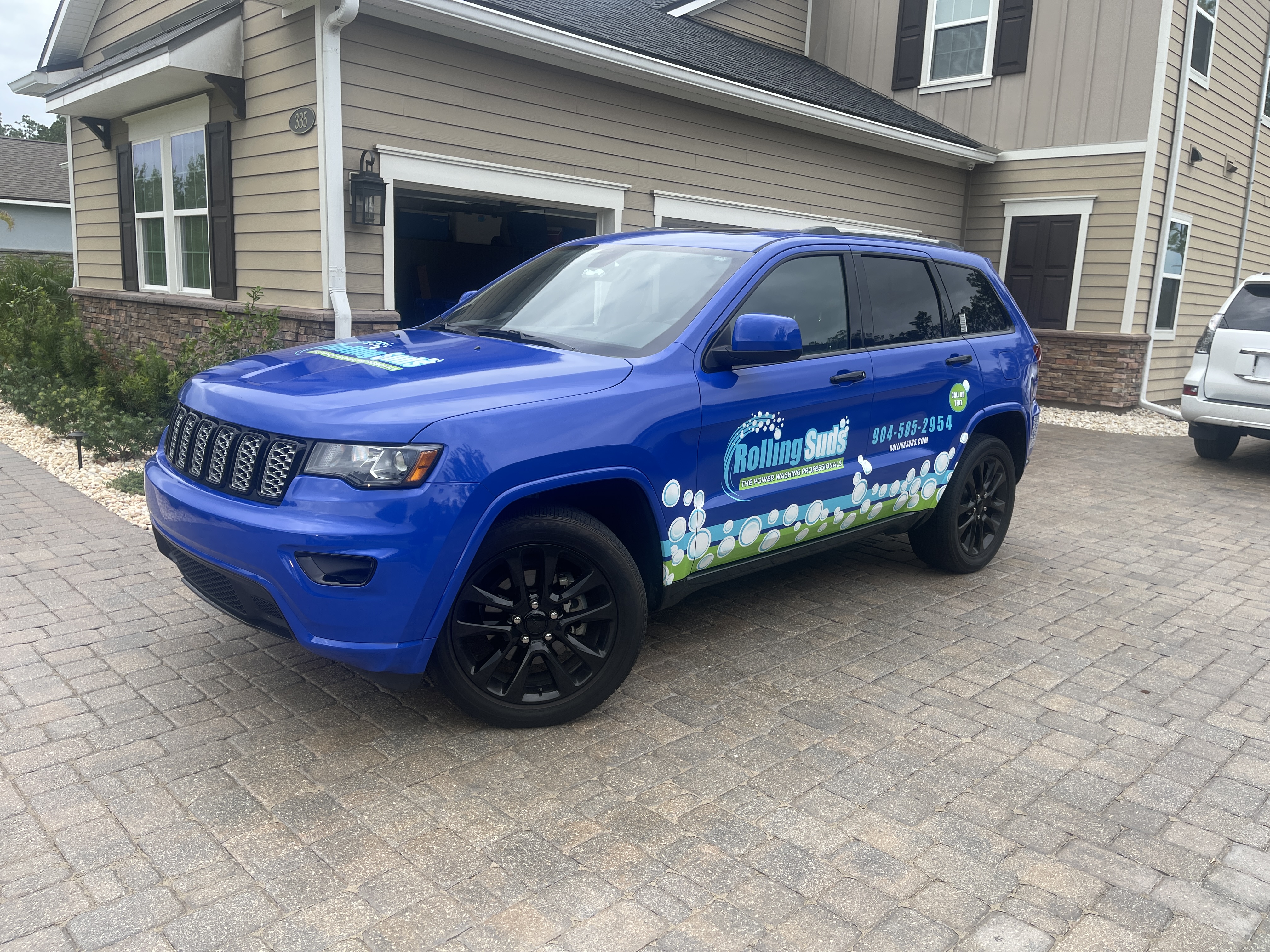 Commercial Wrap - Rolling Suds Jeep Grand Cherokee