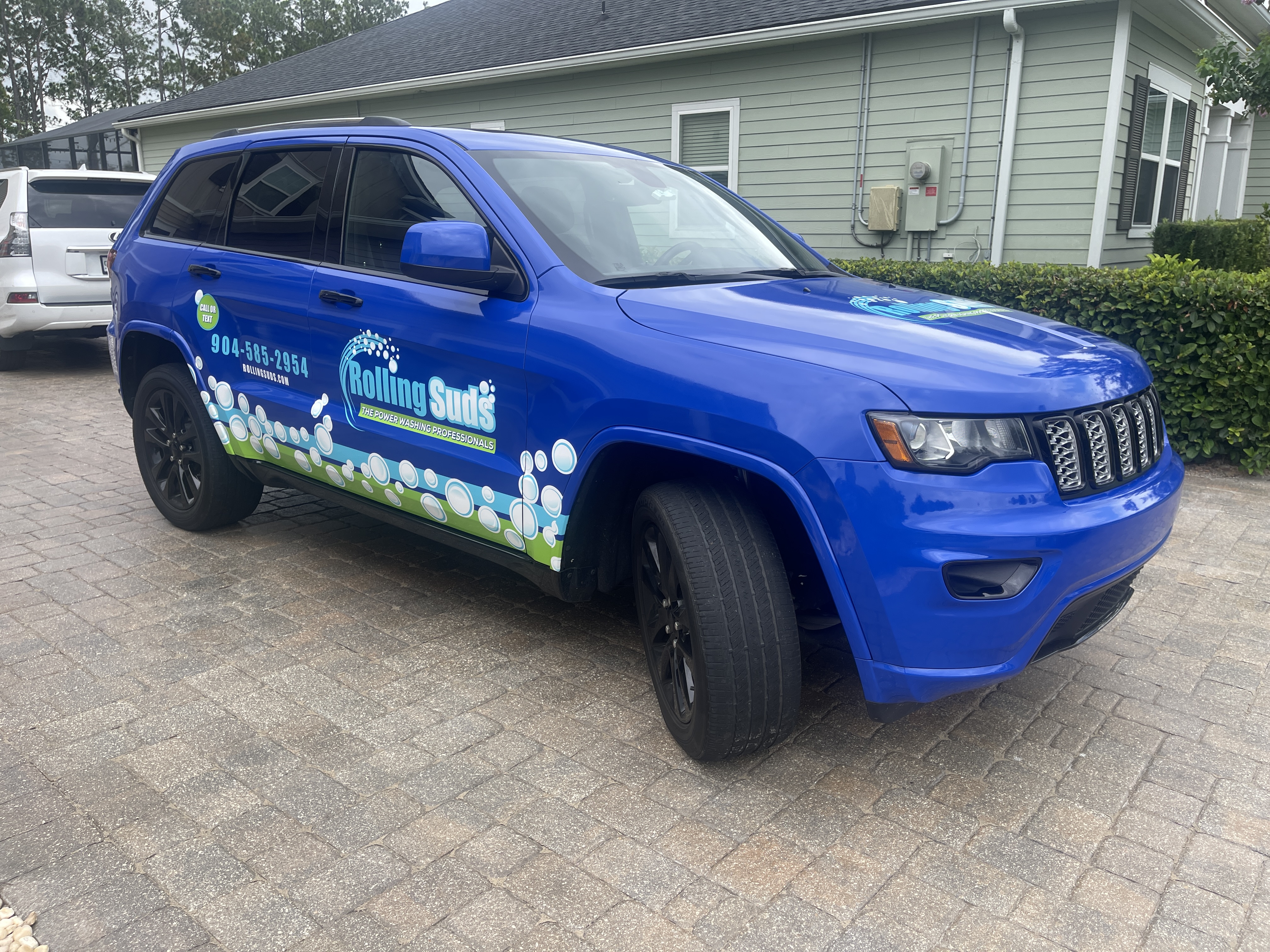 Gallery image 3 for Commercial Wrap - Rolling Suds Jeep Grand Cherokee